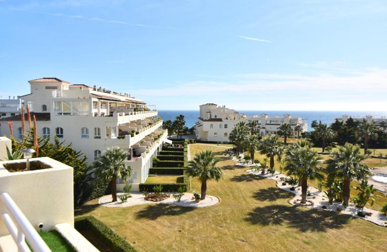 Seaviews Balcones de Chaparral 3 Bed Apt - B&B Mijas Costa