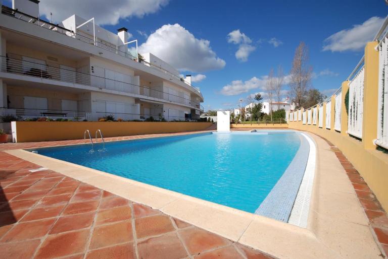 Terra Estreita by Algartur - 5 mins Downtown - Pool & Balcony - B&B Santa Luzia