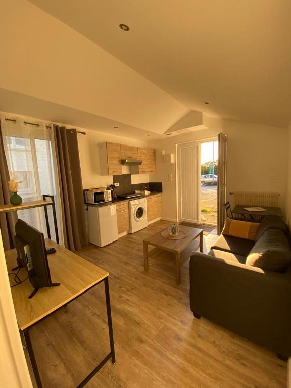 Petit T2 proche centre ville - Chambres d'hôtes La Roche-sur-Yon