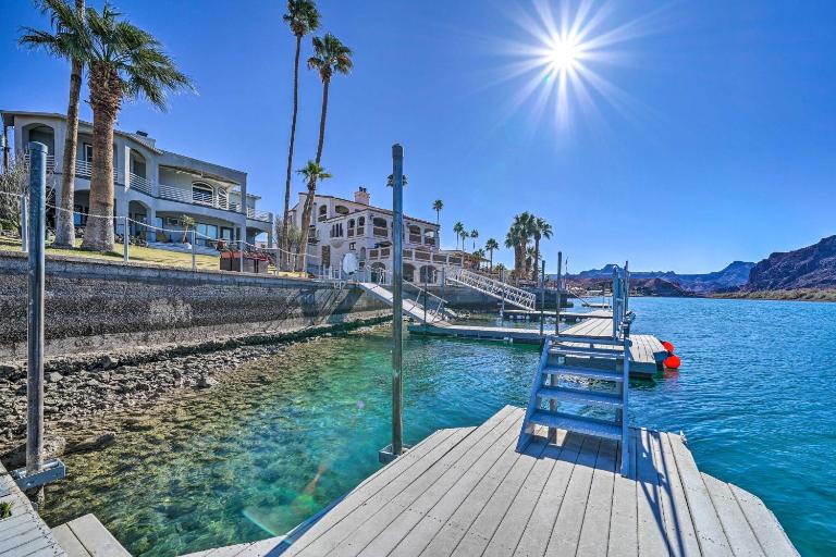 Parker Studio Nestled on the Colorado River! - B&B Parker
