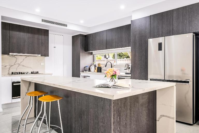 Blue Haven Retreat - Beverly Hills 208 - Bed and Breakfast Sydney