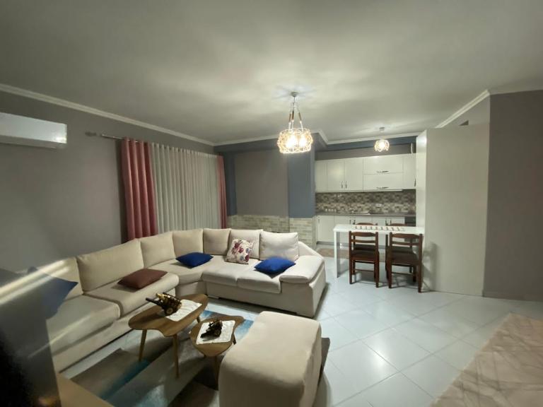 Moni Apartments - B&B Korce