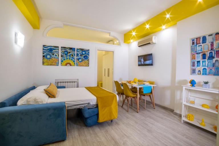 Happy Flat free parking - B&B Sorrento