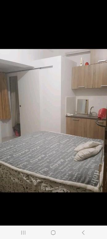 City Large Studio - Ferienwohnung Limassol