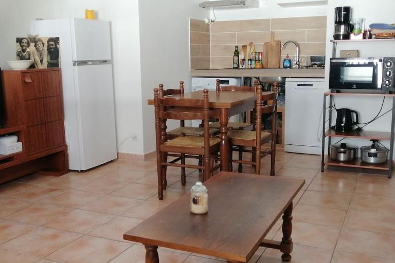 T2 6 couchages. Plein centre - B&B Ax-les-Thermes