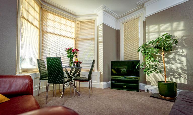 Spacious Ground Floor Apartment - Ferienwohnung Keswick