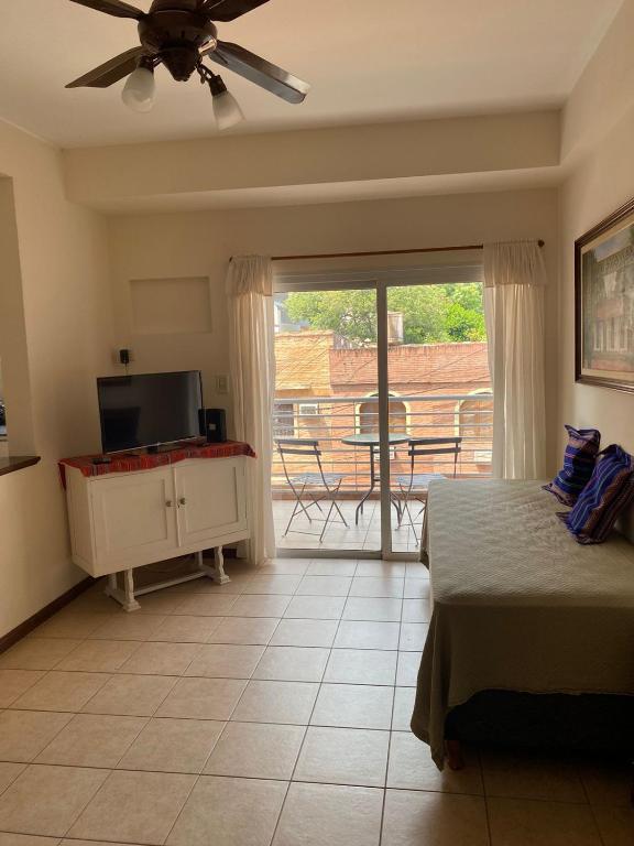 alquilo departamento centrico-junin 659 - B&B Corrientes