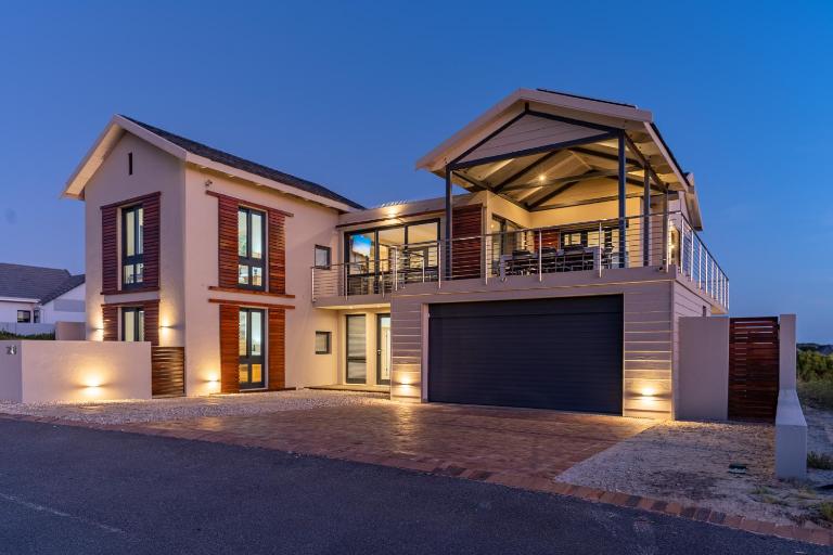 Hermanus Beach House at CShine - B&B Hermanus