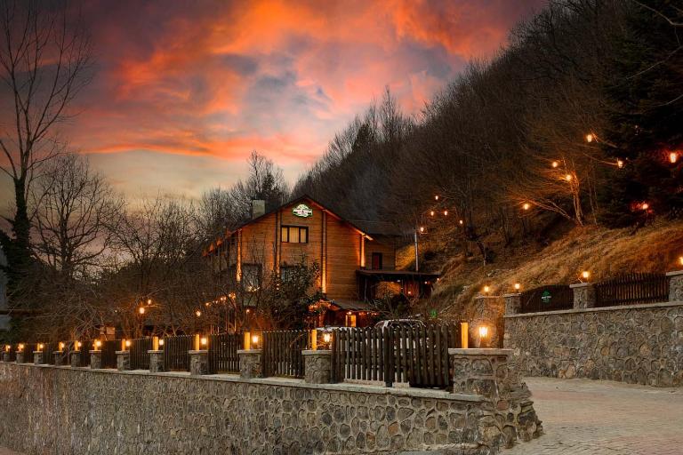 Abant Yayla Dağevi - B&B Dereceören