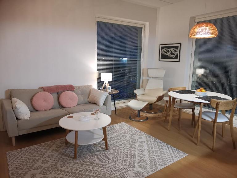 Casa di Sanna with Sauna & free parking - B&B Vantaa