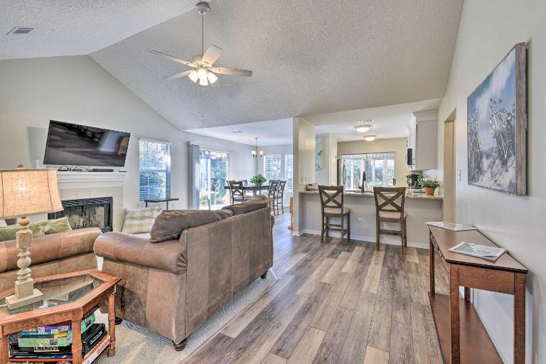 Family-Friendly Home Near Destin Beaches - B&B Niceville