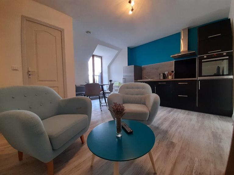 Appartement 2 chambres avec Wi-Fi, proche centre-ville et thermes de La Roche-Posay - FR-1-541-10 - B&B La Roche-Posay