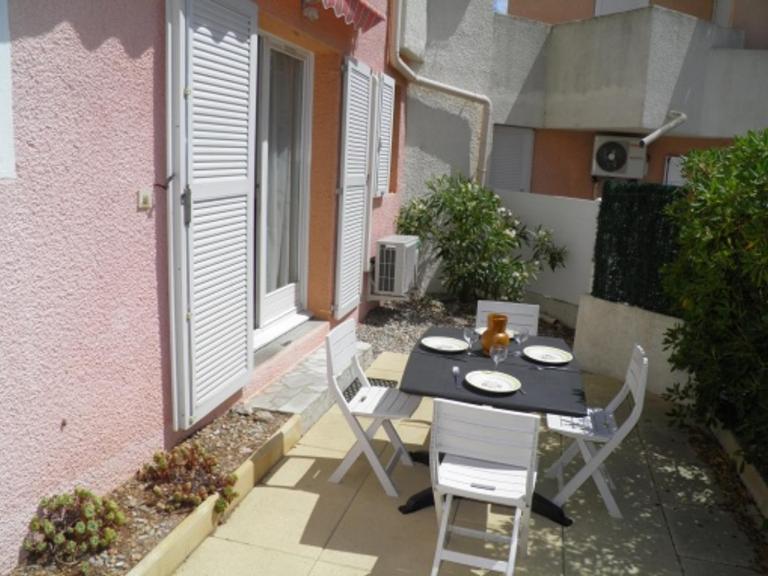 Appartement cosy à Sète pour 6 pers., proche plage, clim, parking privé - FR-1-338-342 - B&B Sète