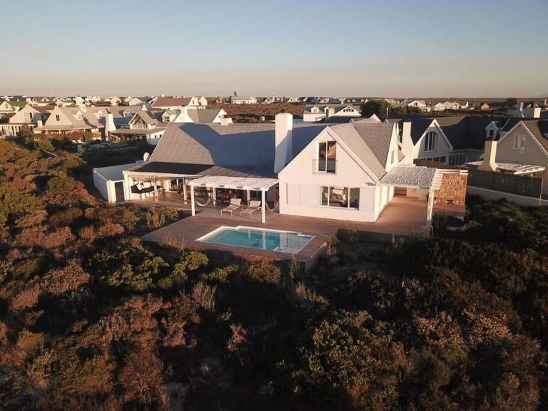 Sunbird House - B&B Grottobaai