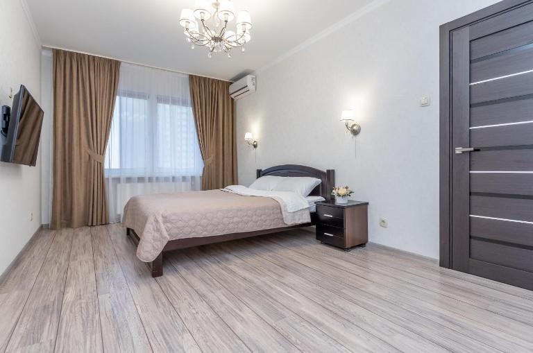 Русовой Софии 3 - B&B Kyiv