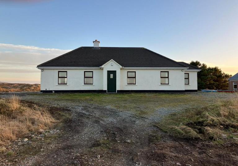 Glynsk Pier Cottage - B&B Caher