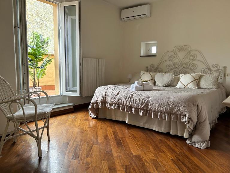 Cortona's Rooftop Nest - B&B Cortona