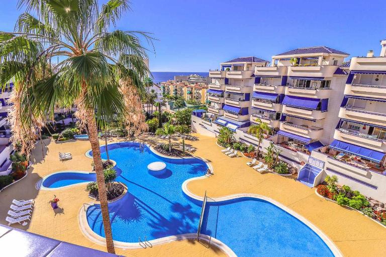 Rentaliday Cristianos Penthouse - B&B Los Cristianos