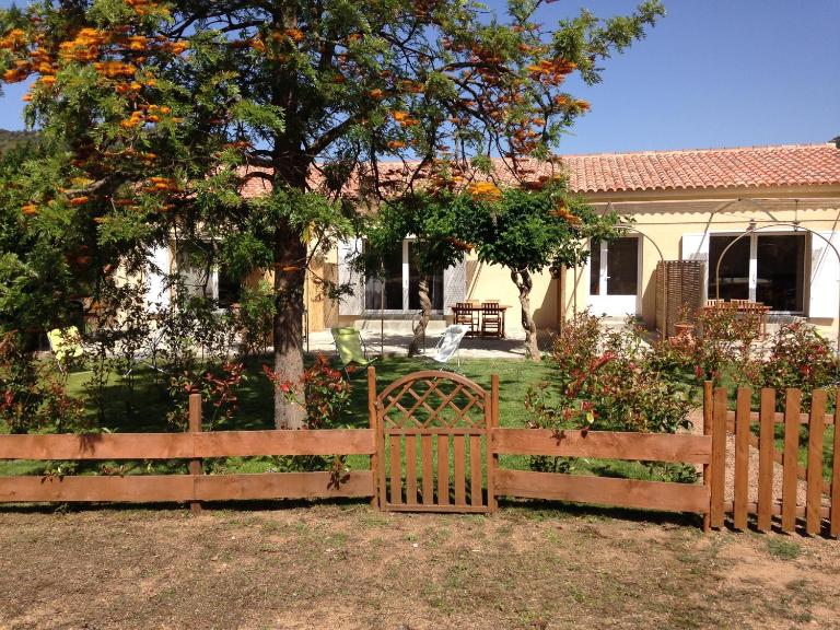 A FATA DI L'ORTOLO gîtes à la ferme - Bed and Breakfast Sartène