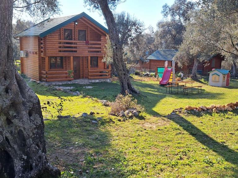 Olive & sea, Luxury two bedrooms cabin for 8 - B&B Ulcinj