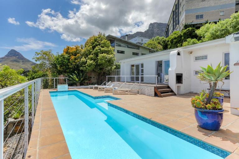 Rontree Reflections - B&B Cape Town