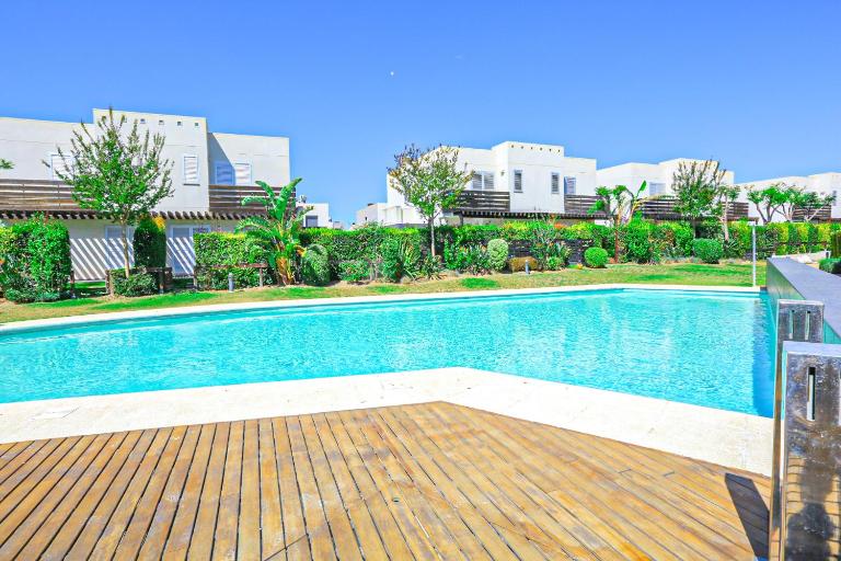 LITORAL COSTA DORADA - LAS PALMERAS Only families - B&B Cambrils
