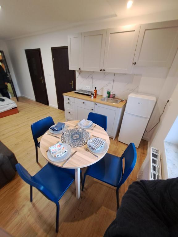 Noclegi przy Browarnej - B&B Żyrardów