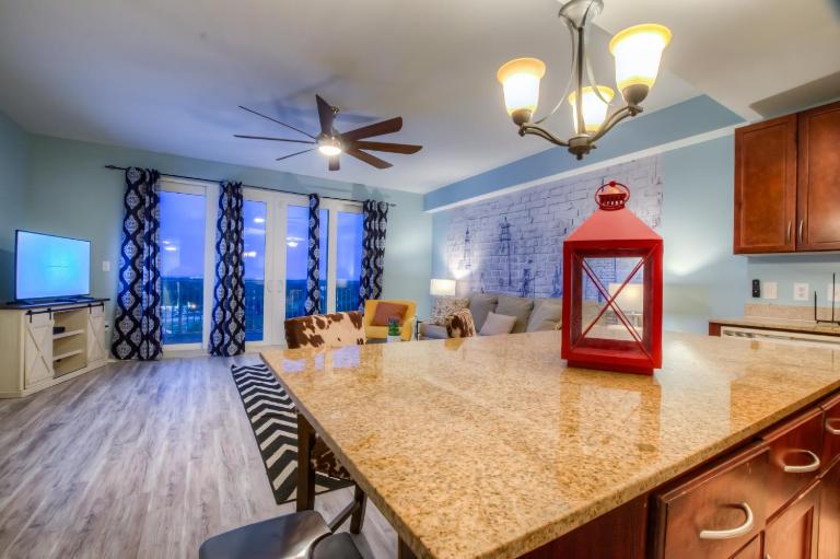 Laketown Wharf 1436 By Aneliya - B&B Panama City Beach
