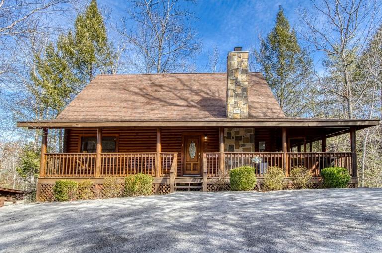ER92 - Virginia's Villa - Great location! Close to all the action! cabin - Ferienwohnung Pigeon Forge
