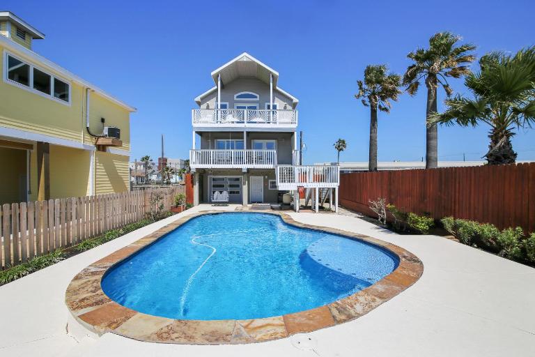 Pool Days and Dock Nights - B&B Galveston