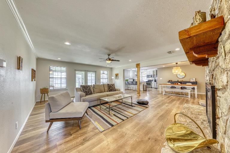 Riverfront Oasis 1 - B&B Liberty Hill