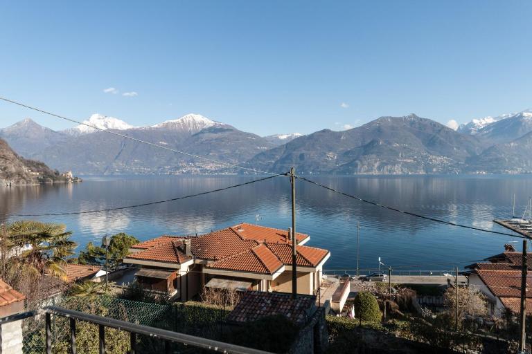 Casa Pina - Menaggio by LoveComo - Bed and Breakfast Menaggio