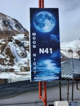 MOON NIGHT - B&B Stepantsminda