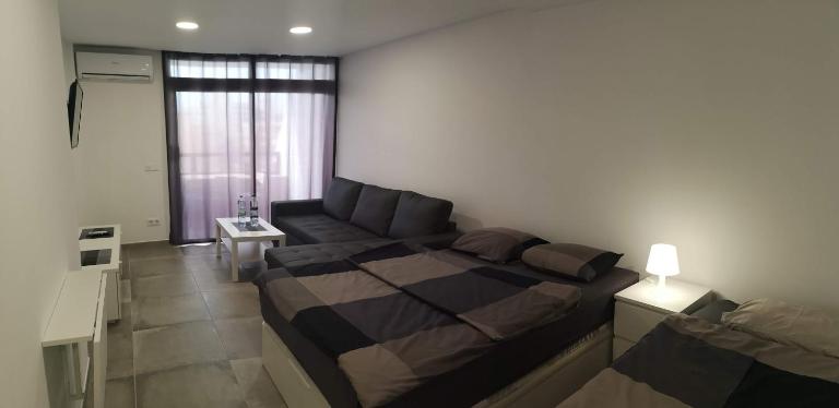 Top Studio in Las Arenas, 4 OG, seitlicher Meerblick, im Herzen von Playa del Ingles, Gran Canaria - Ferienwohnung Playa del Ingles