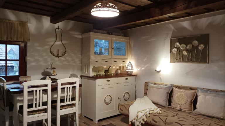 Meselak - B&B Ocna de Sus