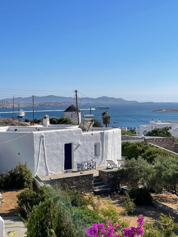 Villa cycladique POSEIDON - Bed and Breakfast Parikia