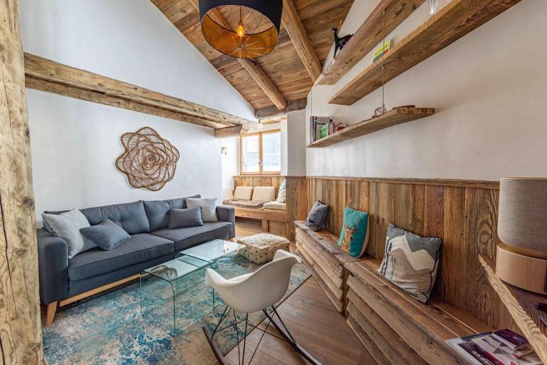 Top floor appartment, ski in ski out, superb view - B&B La Daille