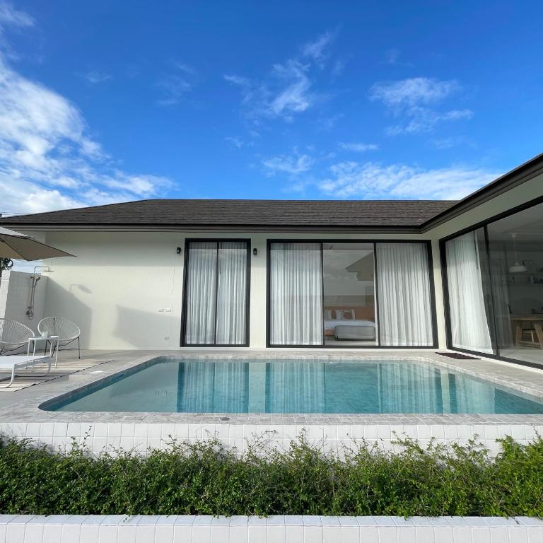 Karisma Private Villa Pattaya - Bed and Breakfast Jomtien