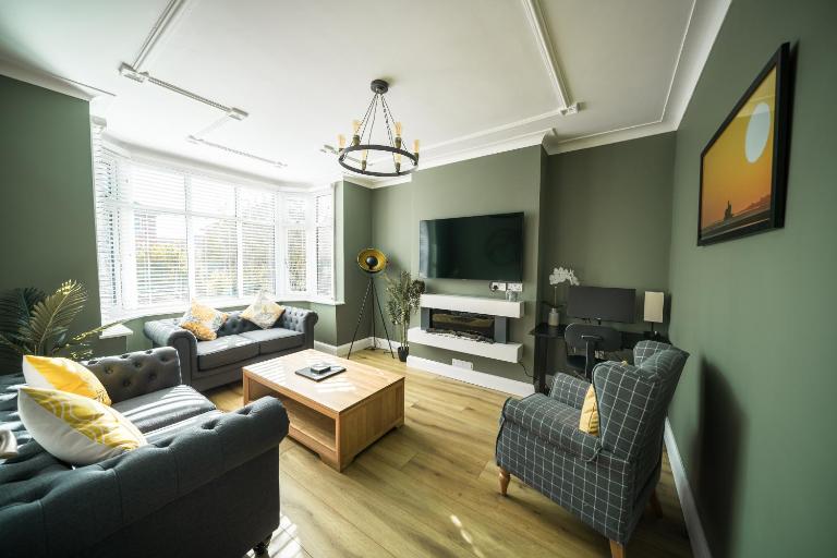 Highgate Beach House - Great for family stays and contractors - Chambres d'hôtes Cleethorpes