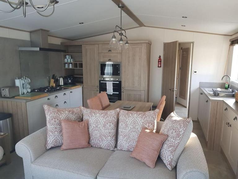 Modern, stylish holiday home - B&B Bembridge