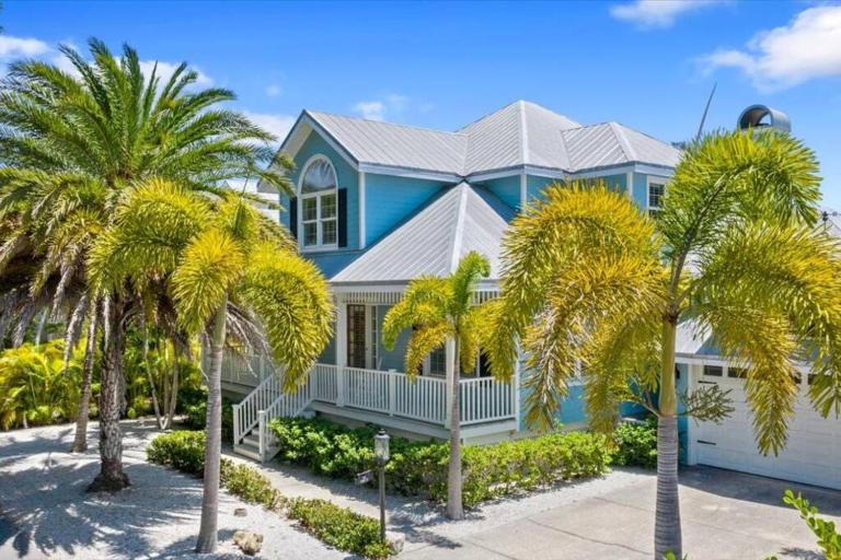 Grande Canal - Captivating 3 bedroom retreat - Ferienwohnung Boca Grande