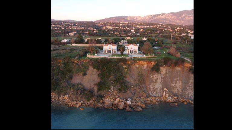 Ionian Blue Luxury Villas - B&B Svoronáta