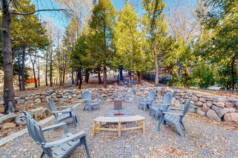 Saint Bernard Beauty - Bed and Breakfast Lake Arrowhead