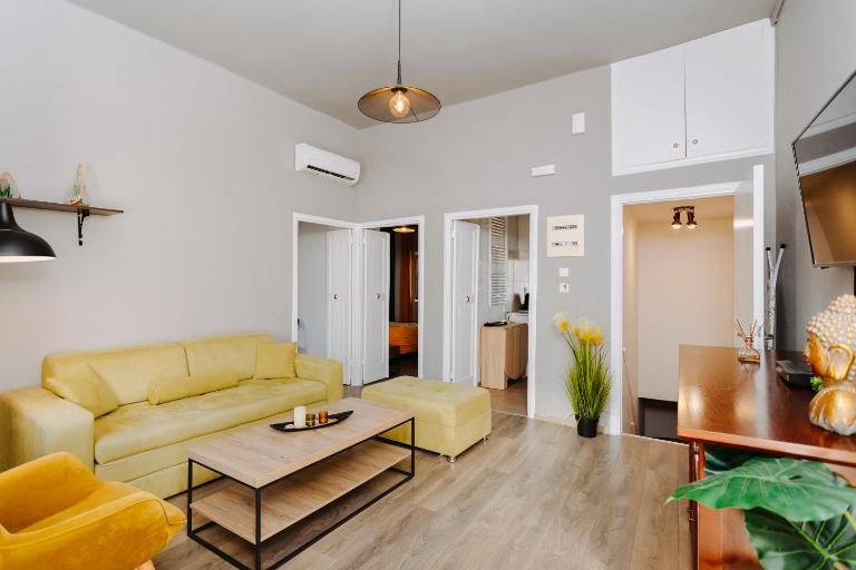 Rhodes Old town apartment manos - B&B Rodi