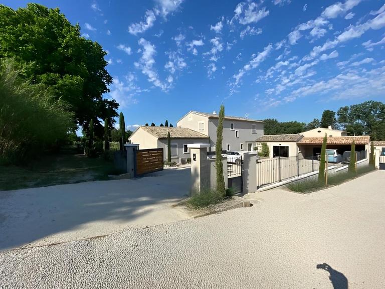 Mas des Oliviers - B&B Eyragues