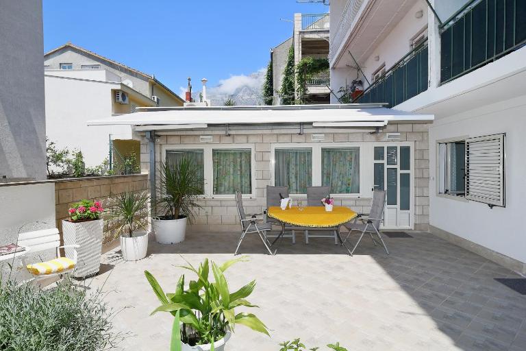 Apartment Nika - Marija - Chambres d'hôtes Makarska