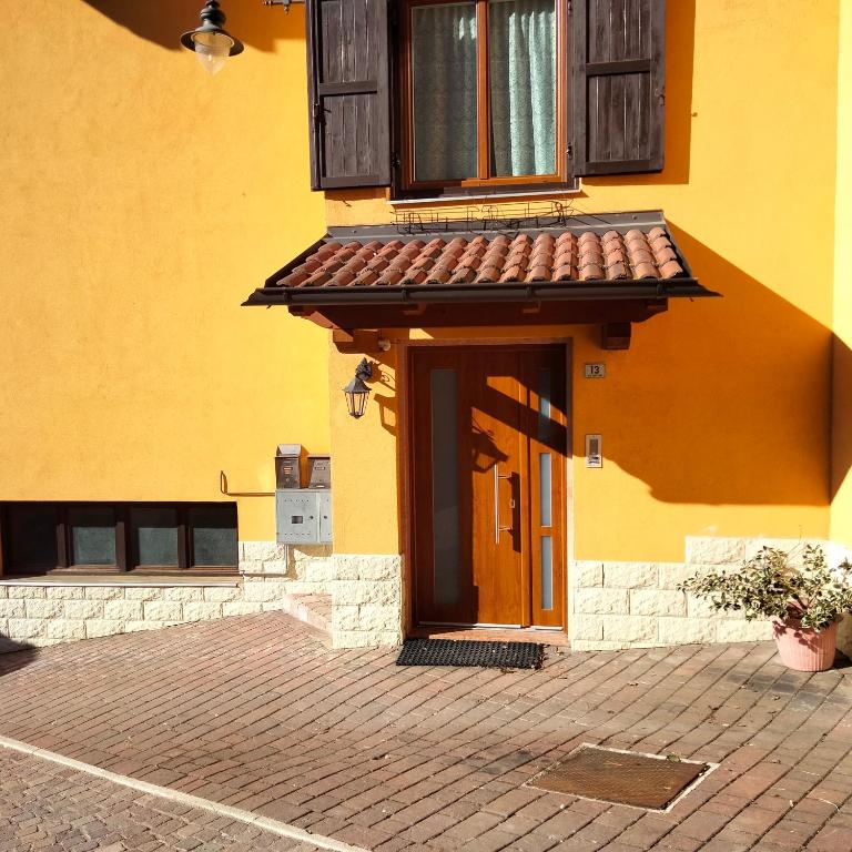 Apartment Serena - B&B Ronzo-Chienis