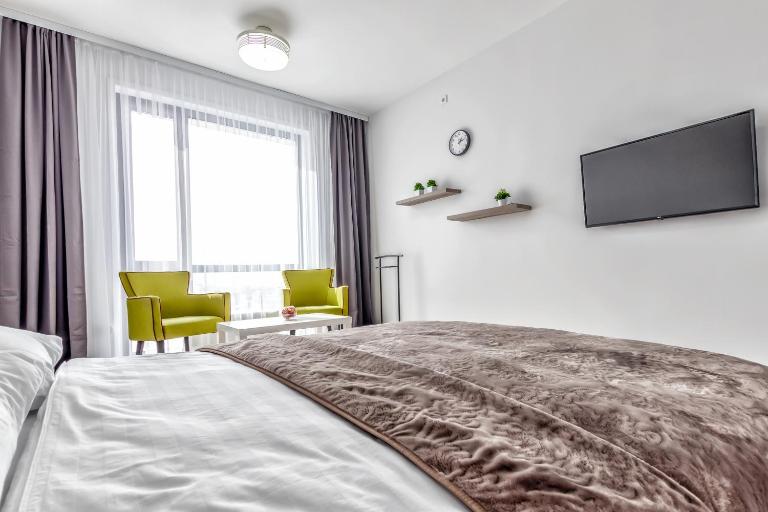RAISSON A-HOTELD90 KHAN SHATyR - B&B Astana