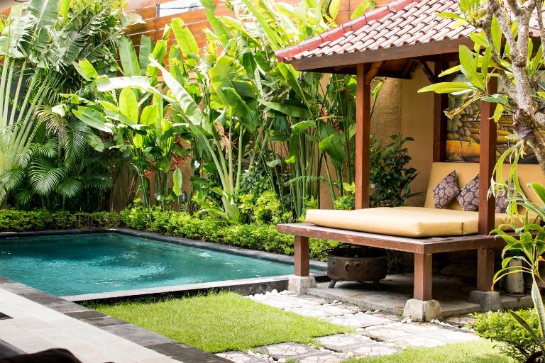 Relax Bali Villas - B&B Legian