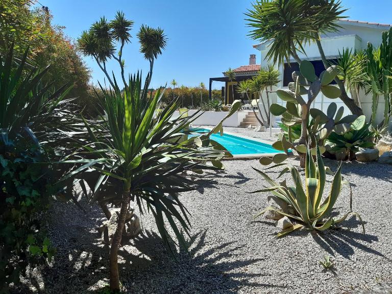 Yuccas House - B&B Sesimbra